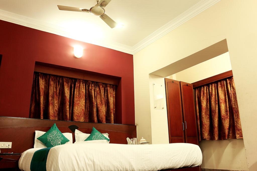 Oyo 1224 New Alipore Kolkata Exterior photo